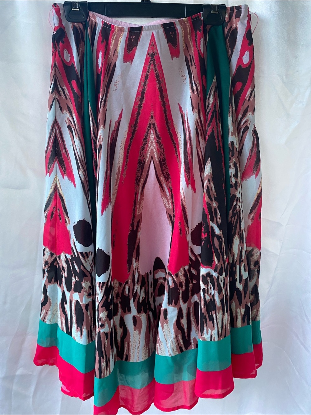 Womens Multicolor Printed A-Line Skirt with Teal & Pink Accents